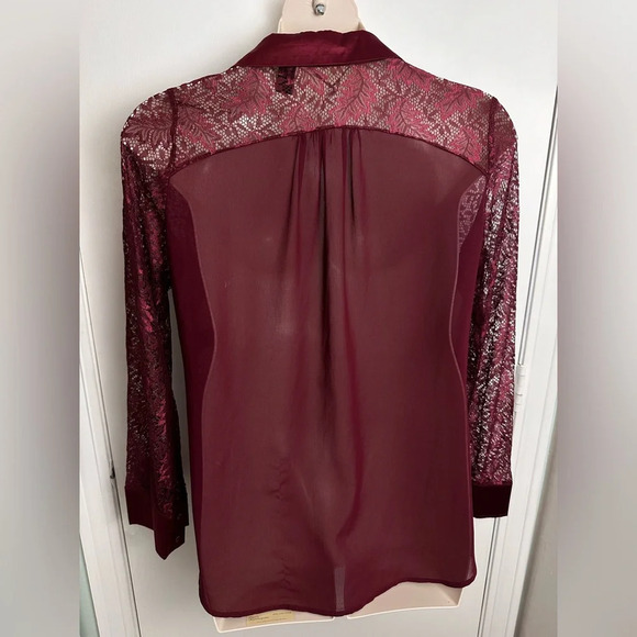 BKE Boutique red Lace, chiffon and satin button front shirt size XL #1476 - Picture 6 of 8